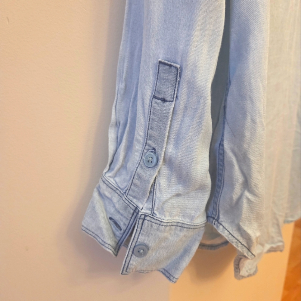 Talula Button Down Size Small - Picture 7 of 7
